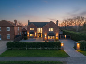 Photo 2- click for photo gallery